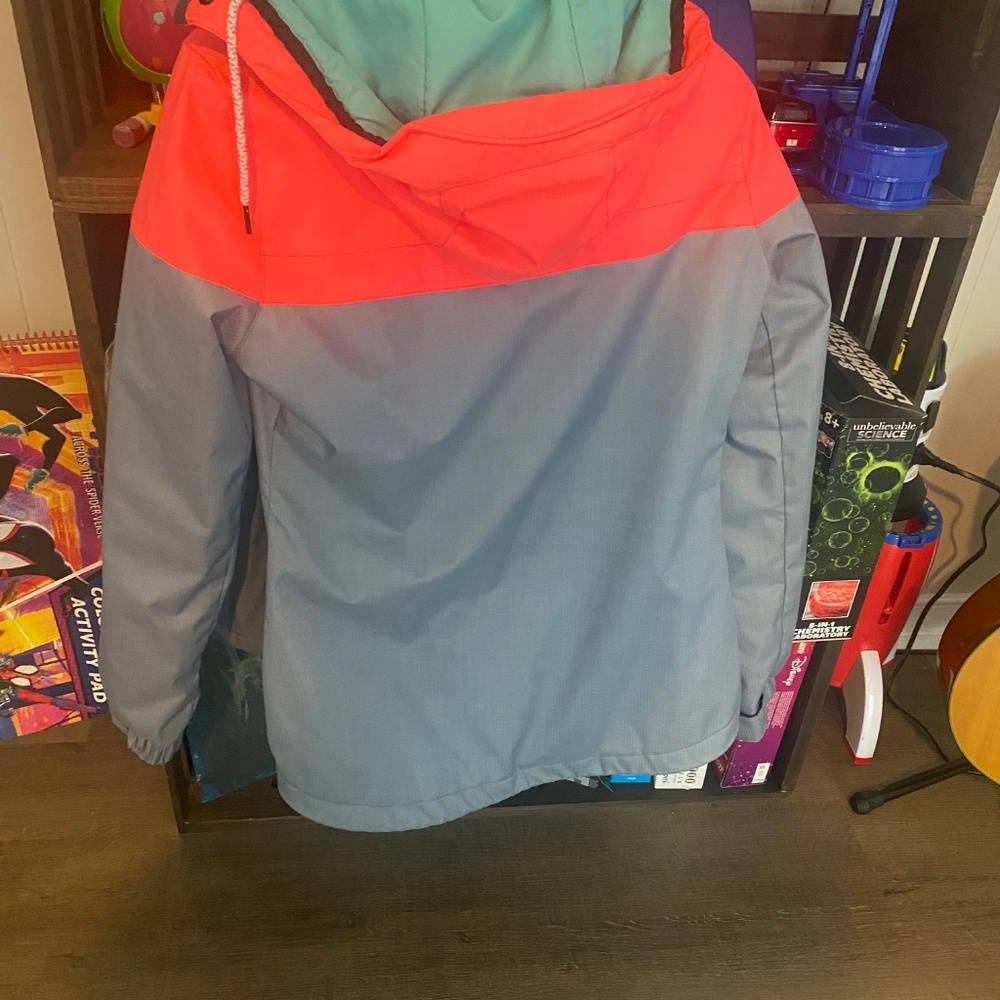 Volcom Women’s Small Snowboarding Jacket - Picture 2 of 6